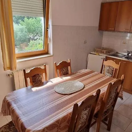 In With One-bedroom 5 Apartment Medulin