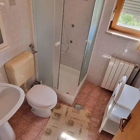 In With One-bedroom 5 *