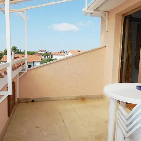 Apartment In With One-bedroom 5
