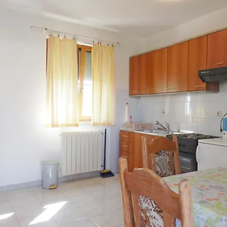 Apartment In With One-bedroom 5